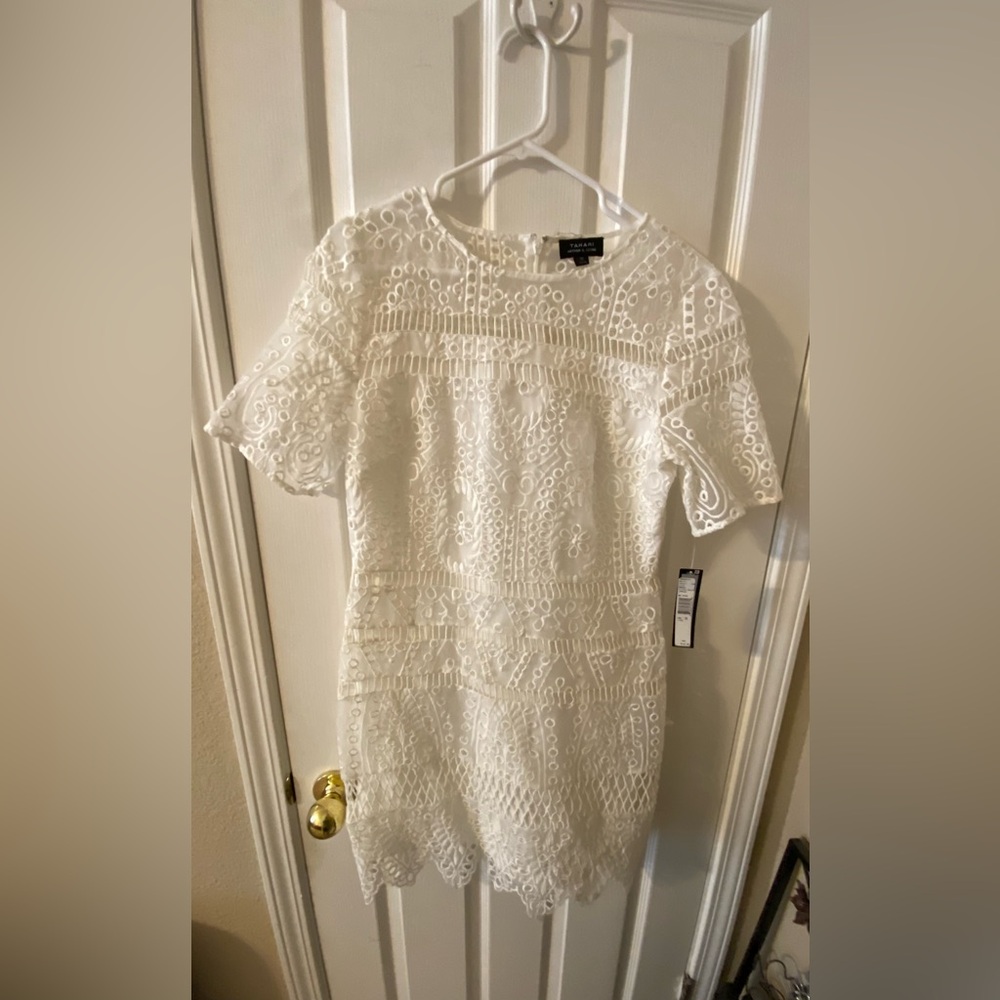 Tahari Ivory Lace Midi Dress NWT Sz 10